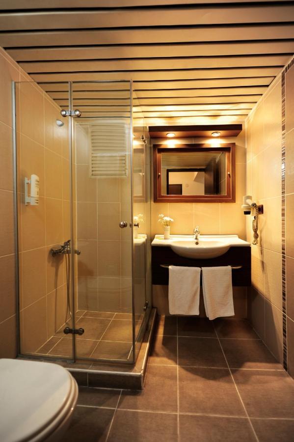 Uestuen Hotel Alsancak İzmir Dış mekan fotoğraf